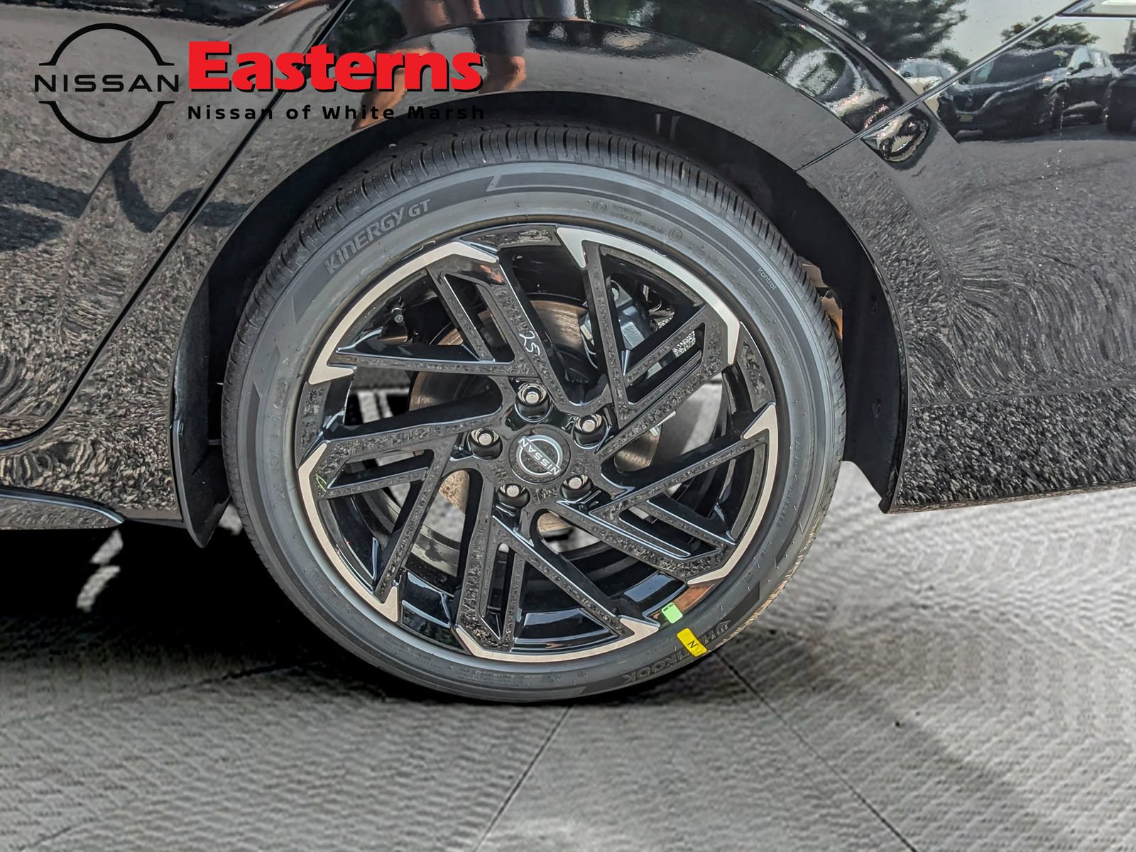 New 2026 Nissan Sentra SR w/ SR Premium Package FWD image 28