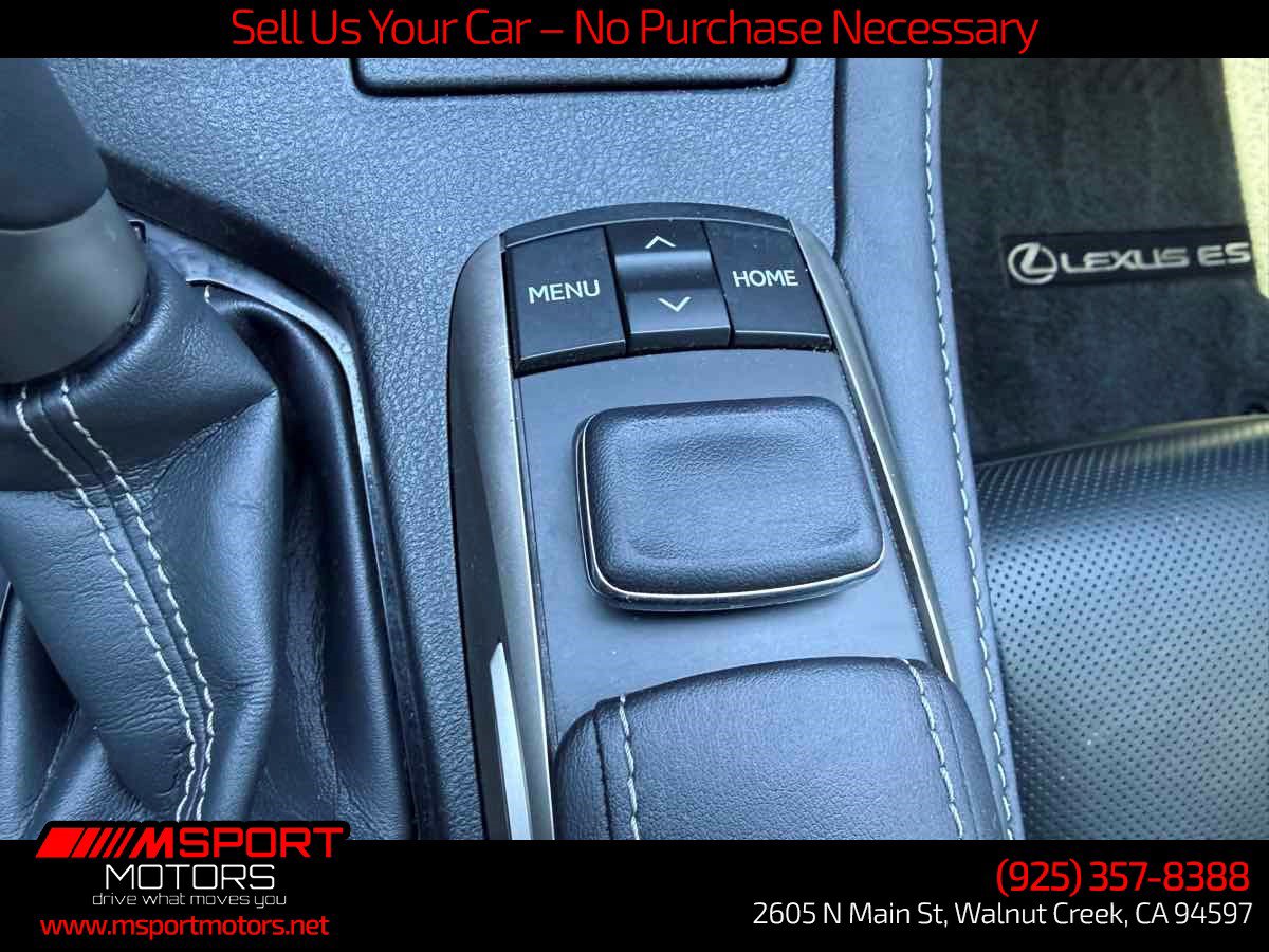 Used 2016 Lexus ES 350 w/ Luxury Package w/Wood Trim FWD image 22