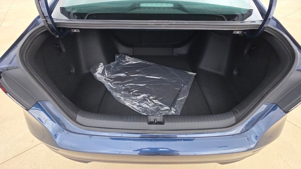 Certified 2025 Honda Accord SE image 16