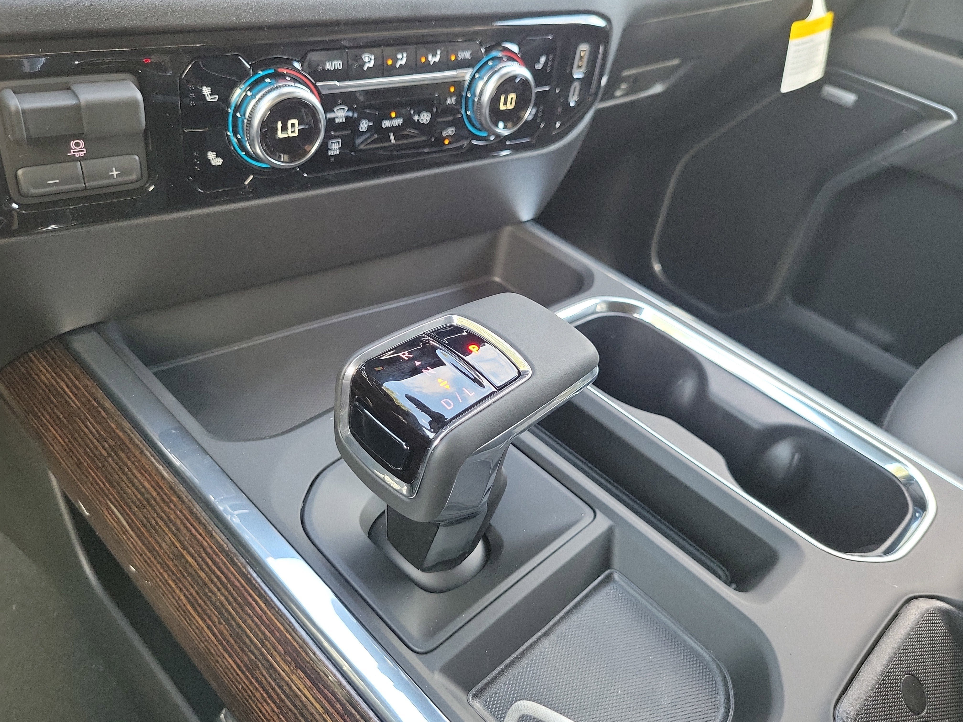 New 2026 GMC Sierra 1500 Elevation w/ Elevation Premium Package AWD/4WD image 11