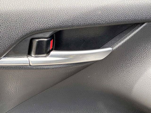 Used 2024 Toyota Camry SE w/ Convenience Package FWD image 10