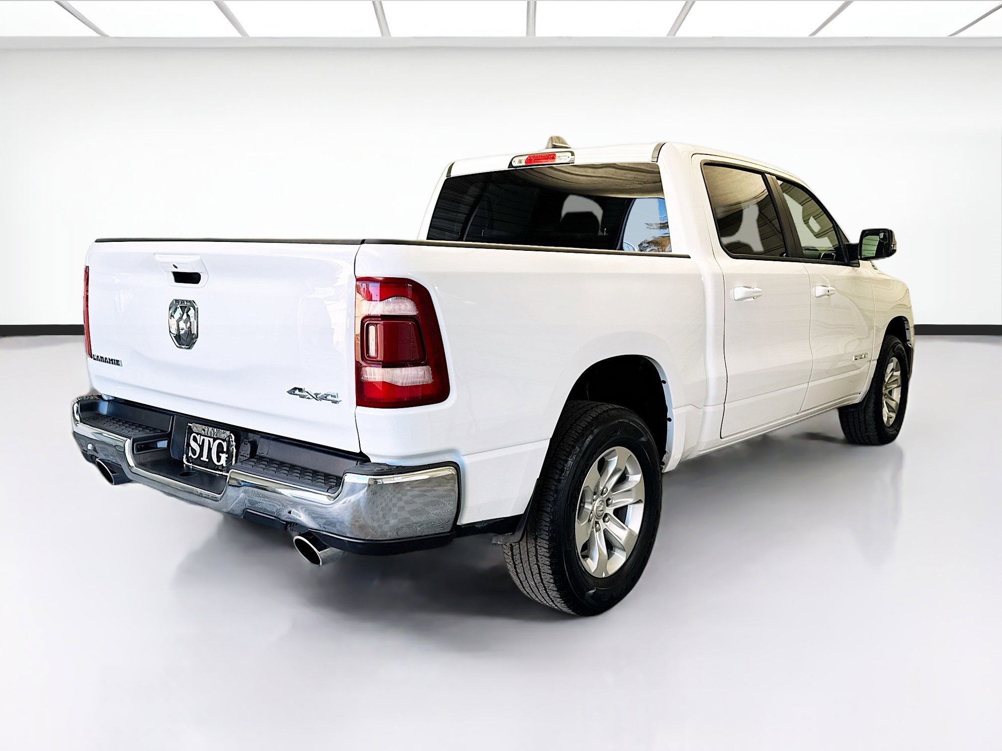 Used 2024 RAM 1500 Laramie image 4