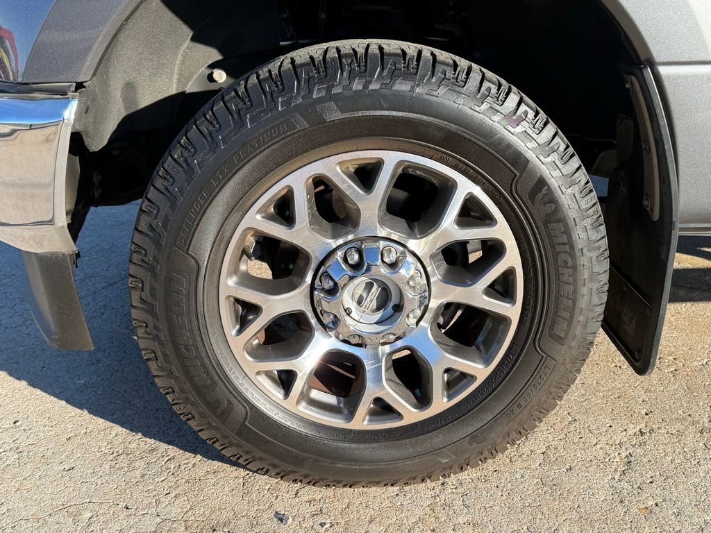 Used 2022 Ford F250 Lariat w/ FX4 Off-Road Package image 27