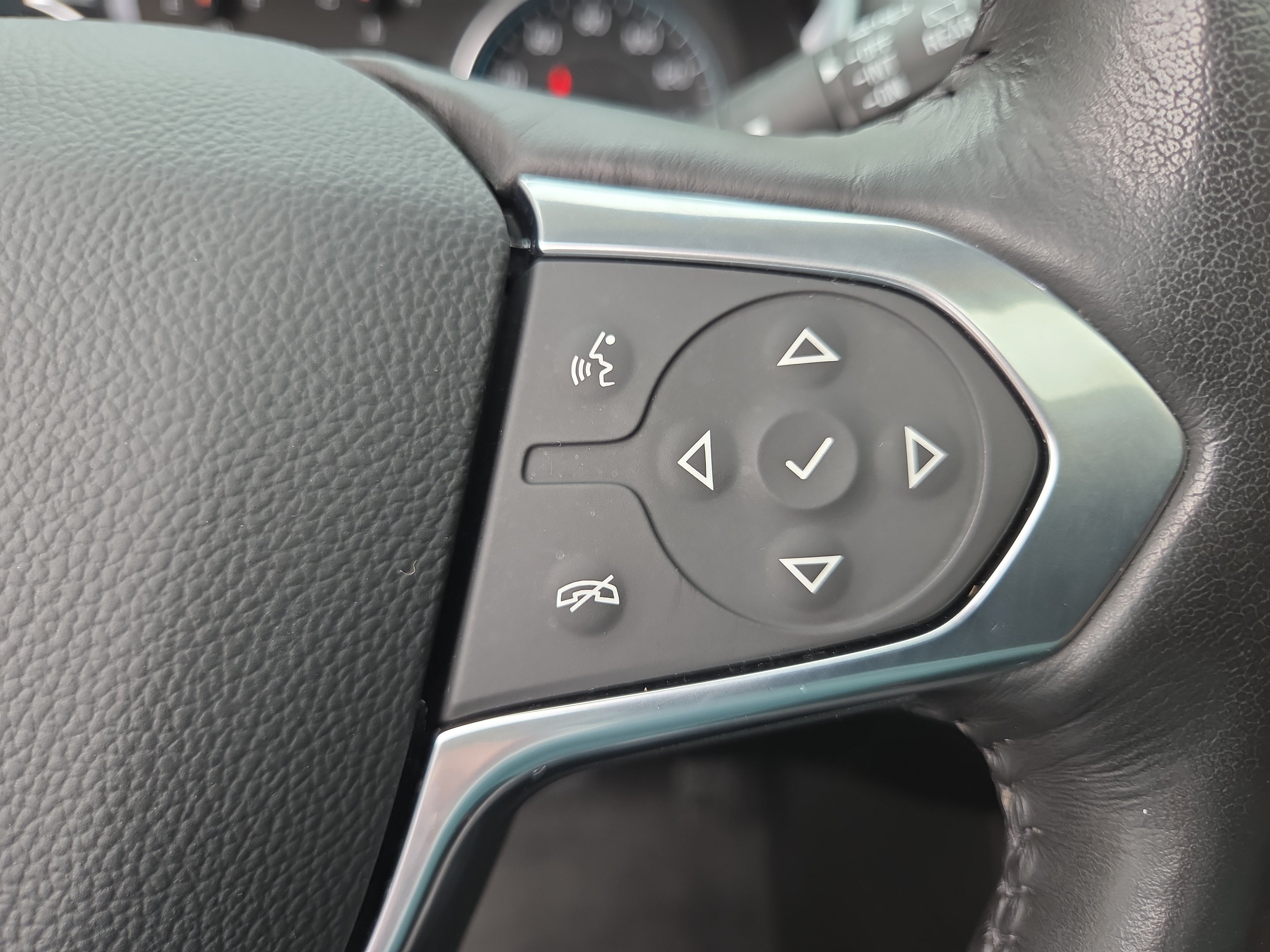 Used 2020 Chevrolet Traverse High Country w/ LPO, Floor Liner Package AWD/4WD image 29