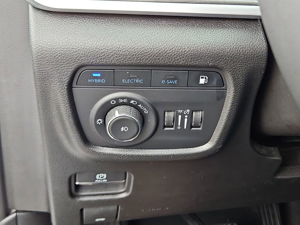 Used 2024 Jeep Grand Cherokee Limited 4xe image 14