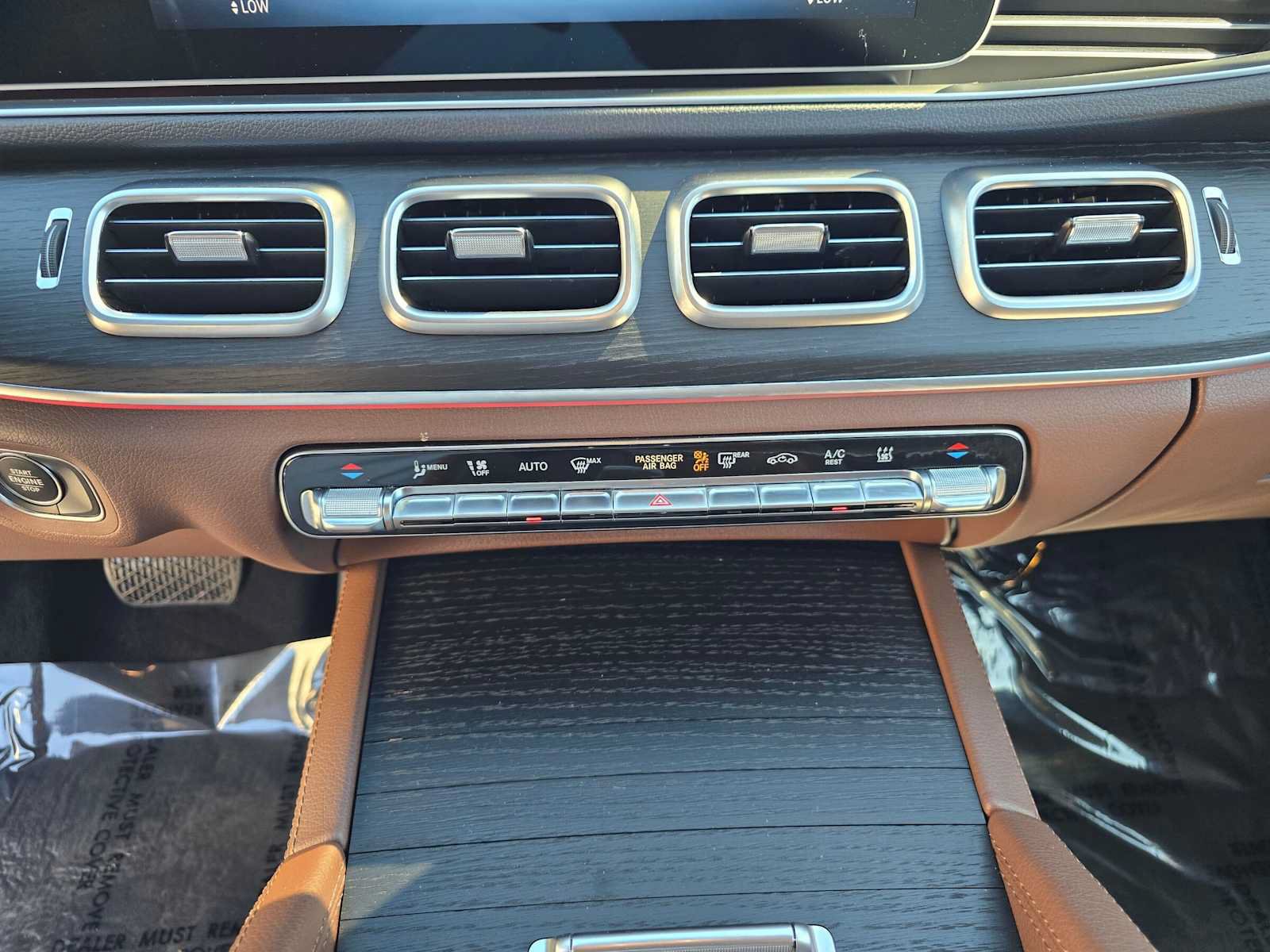 Used 2025 Mercedes-Benz GLE 450e 4MATIC image 30