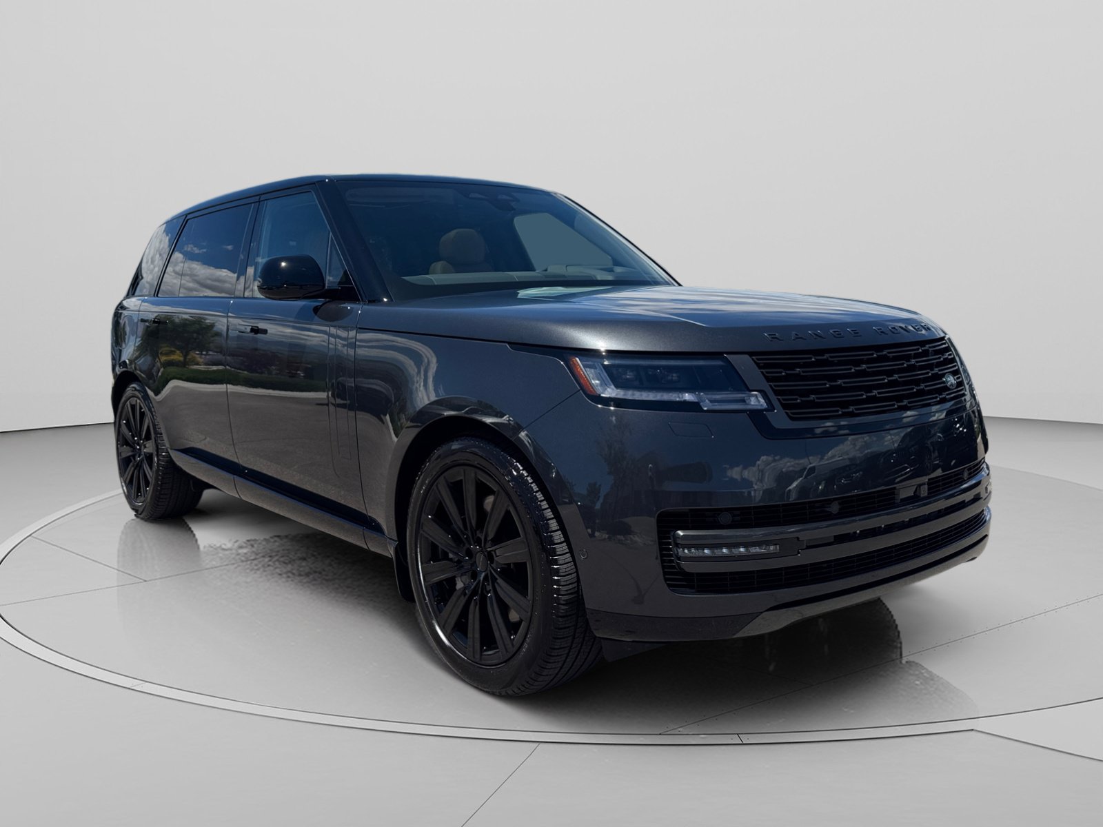 Used 2026 Land Rover Range Rover Long Wheelbase SE AWD/4WD image 7