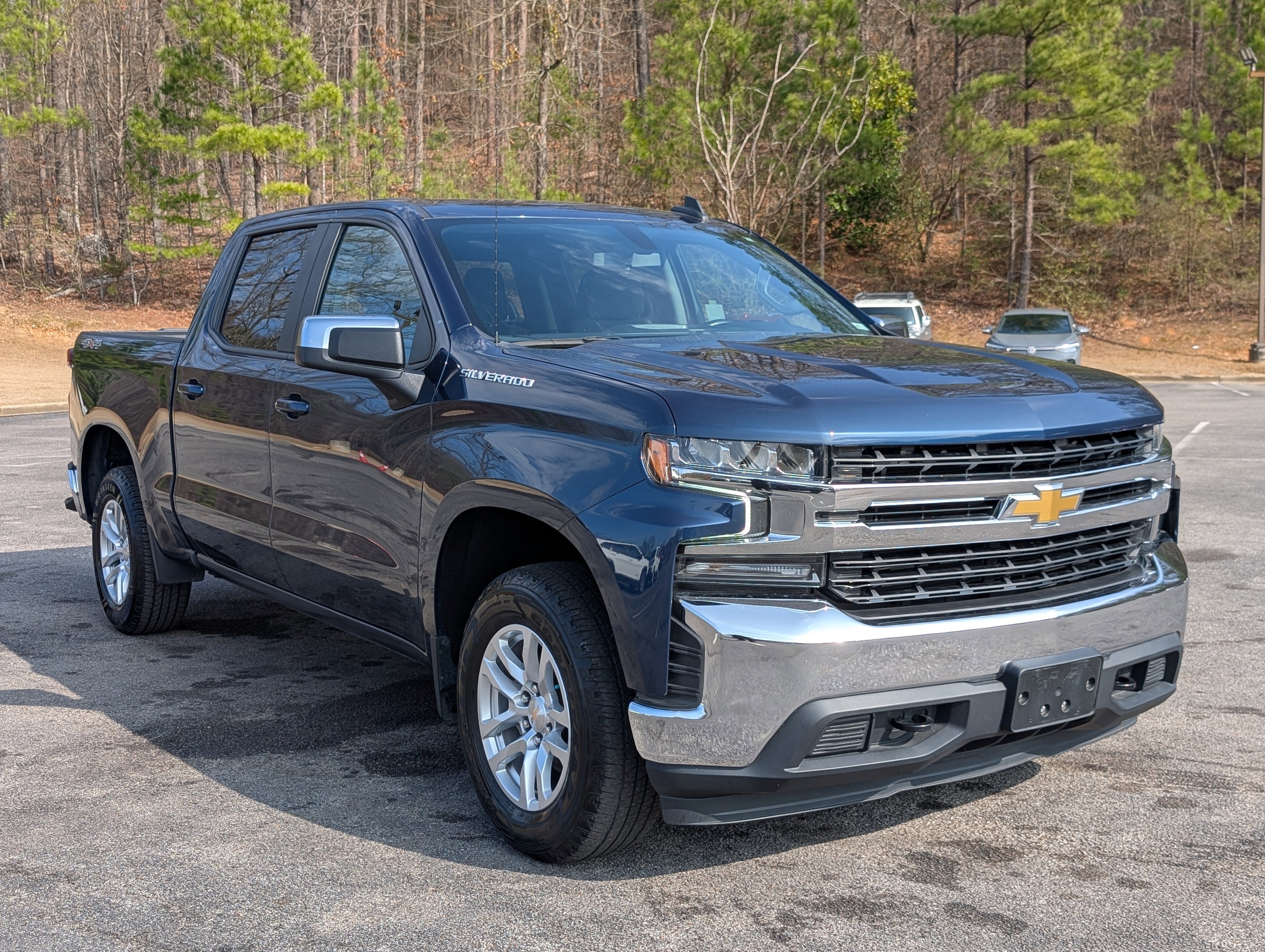Used 2021 Chevrolet Silverado 1500 LT AWD/4WD image 11