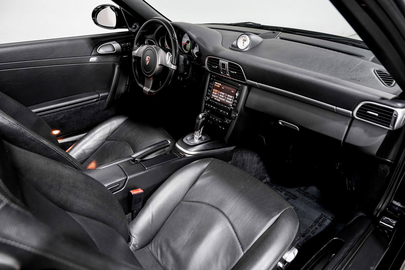 Used 2010 Porsche 911 Carrera 4S AWD/4WD image 28