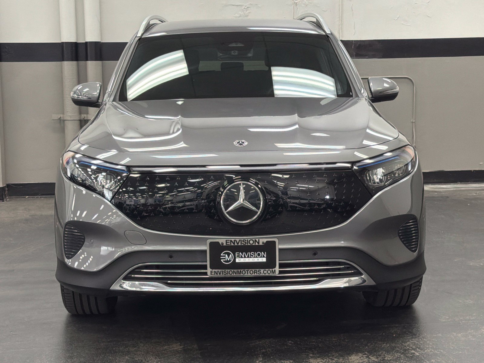 Used 2024 Mercedes-Benz EQB 250+ image 3