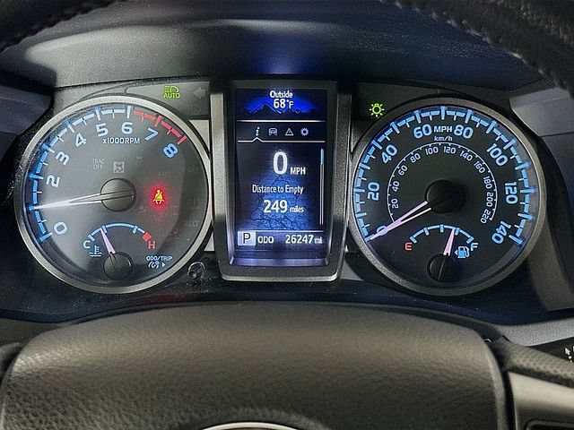 Used 2021 Toyota Tacoma TRD Off-Road AWD/4WD image 13