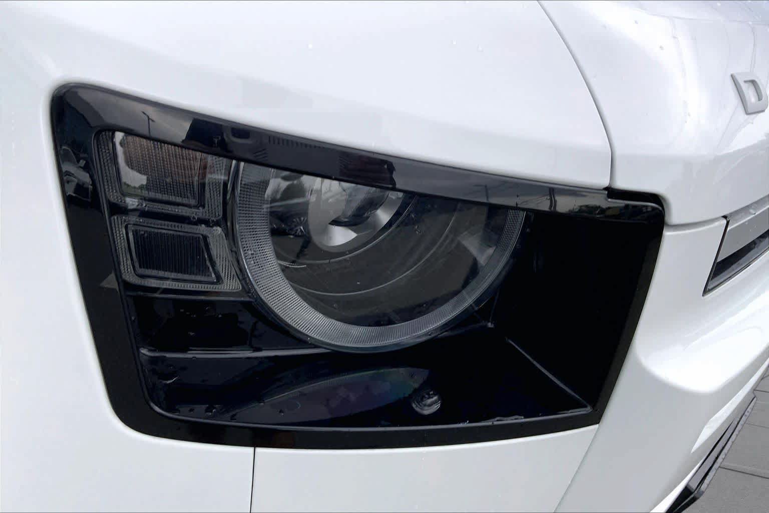 Used 2024 Land Rover Defender 110 S AWD/4WD image 29