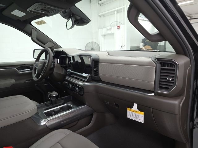 New 2026 Chevrolet Silverado 1500 LTZ w/ Z71 Off-Road Package image 28