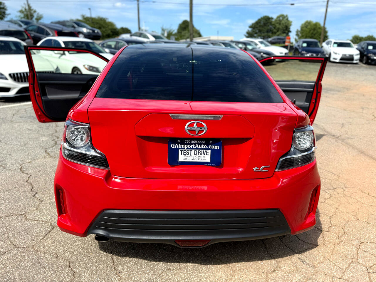 Used 2015 Scion tC image 25