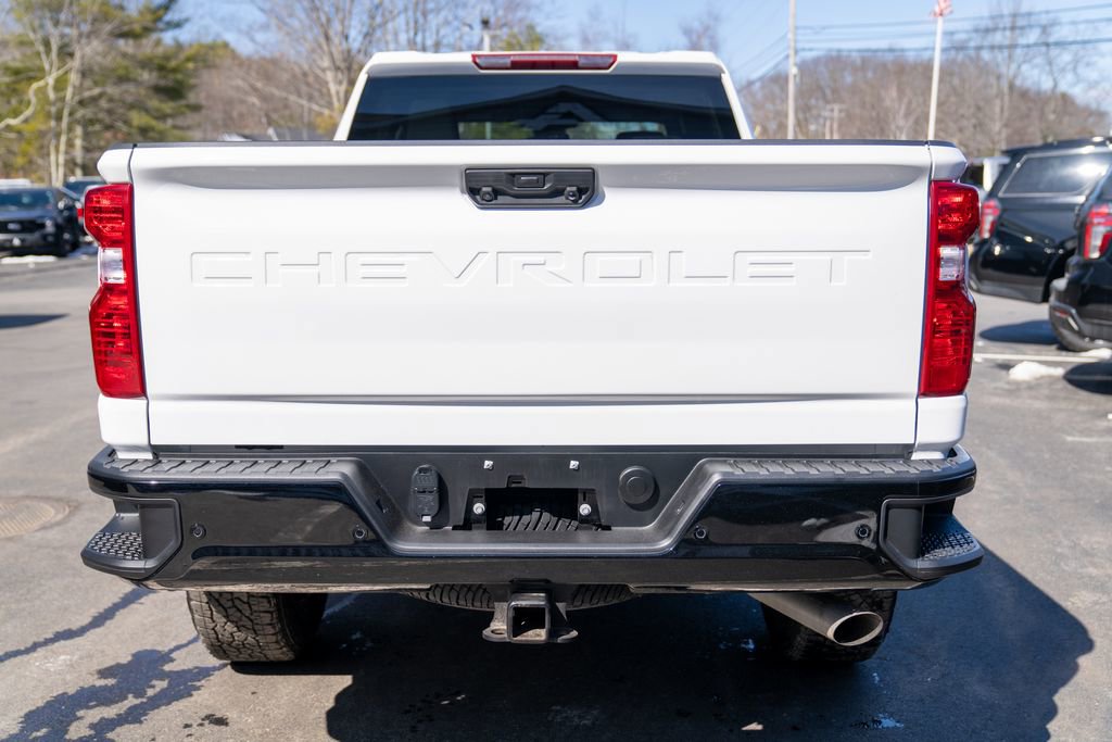 Used 2025 Chevrolet Silverado 2500 Custom w/ Custom Value Package image 6