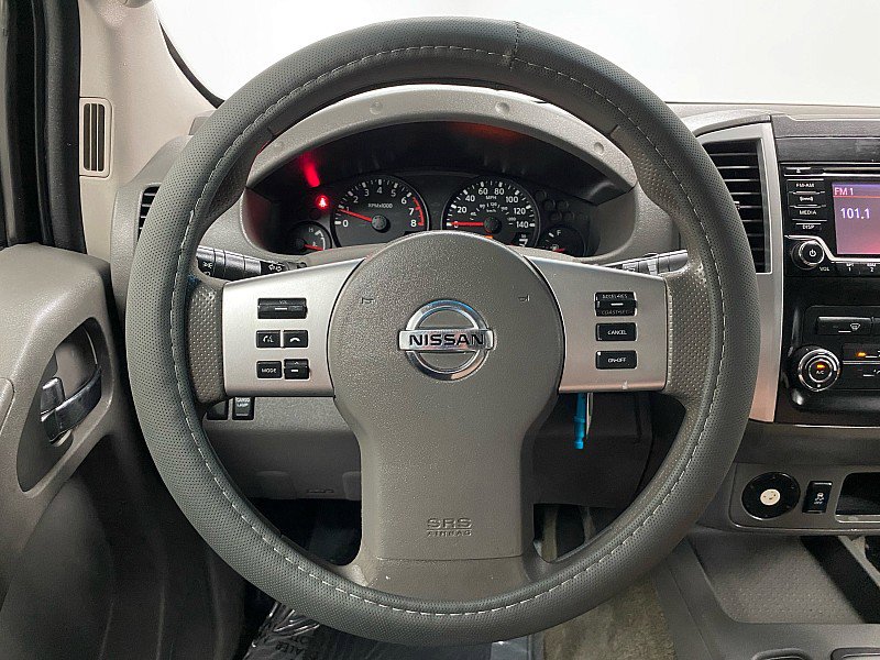 Used 2016 Nissan Frontier SV image 16