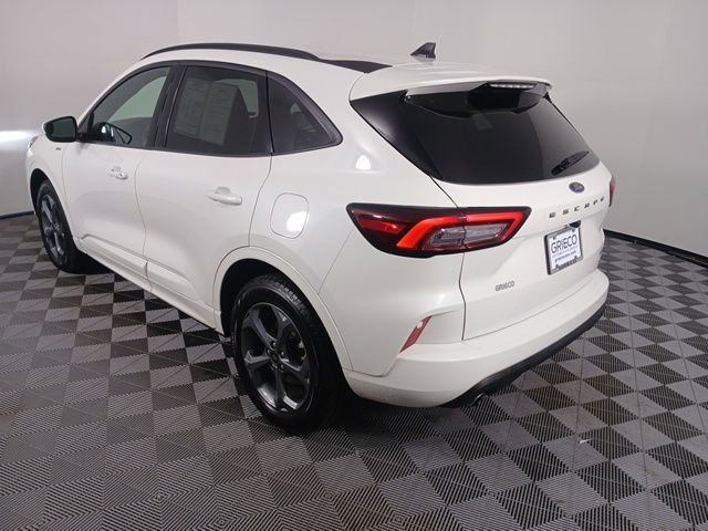 Used 2024 Ford Escape ST-Line Select image 5