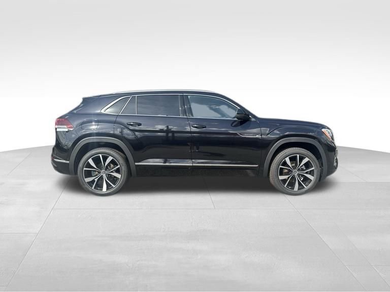 New 2025 Volkswagen Atlas Cross Sport SEL Premium R-Line image 9