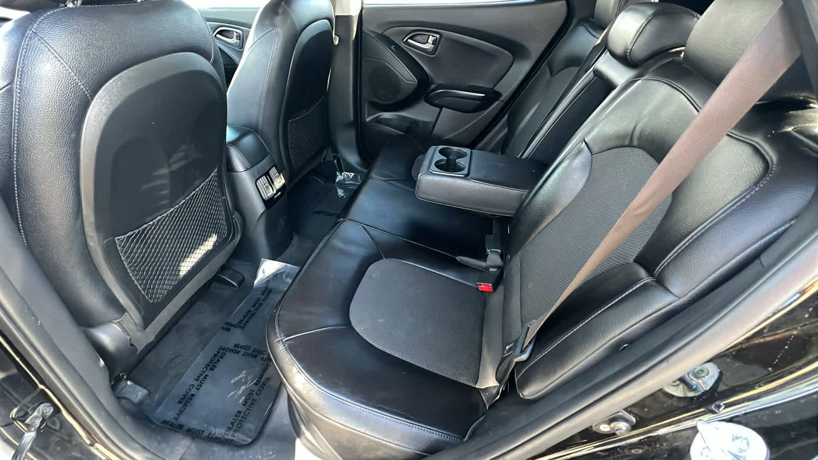 Used 2015 Hyundai Tucson SE image 24