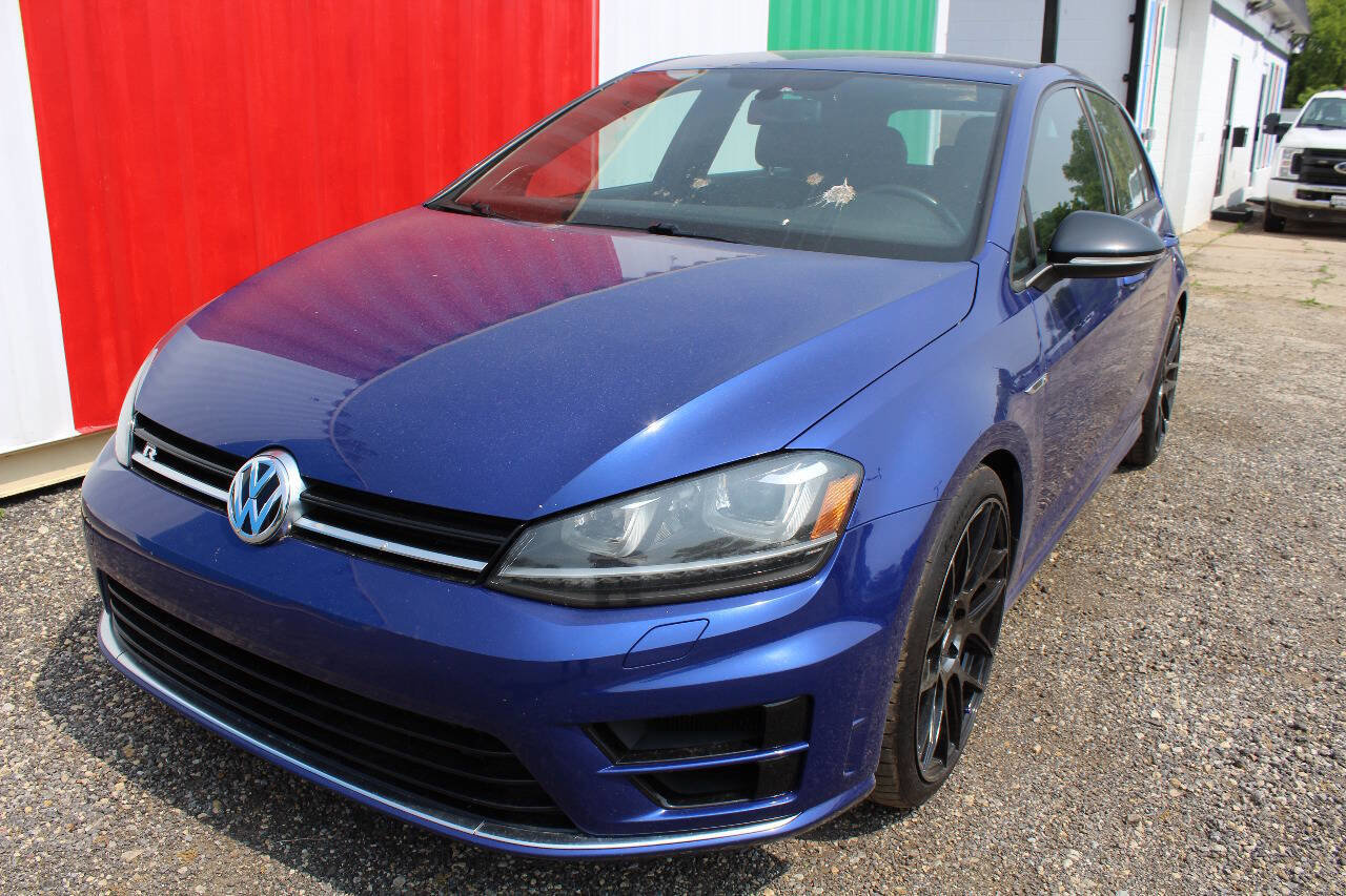 Used 2016 Volkswagen Golf R 4-Door AWD/4WD image 2