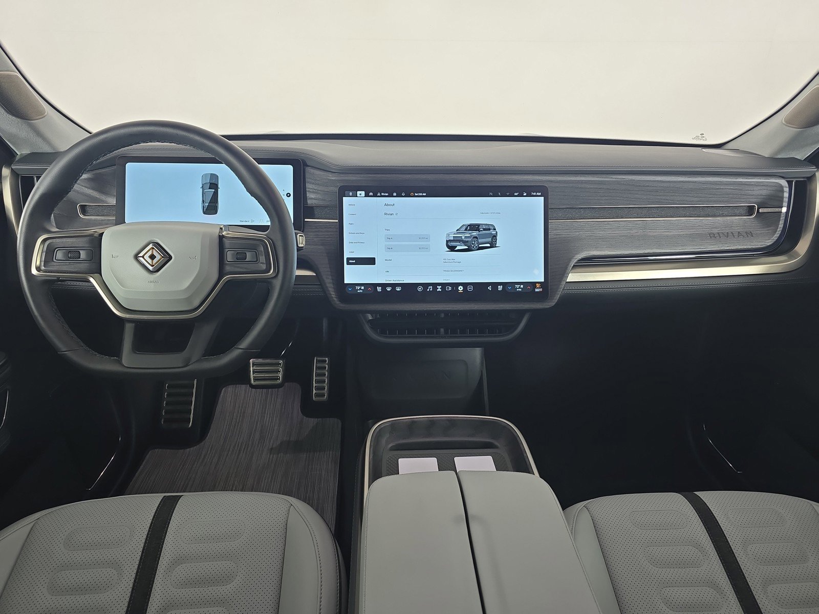 Used 2024 Rivian R1S Adventure AWD/4WD image 27