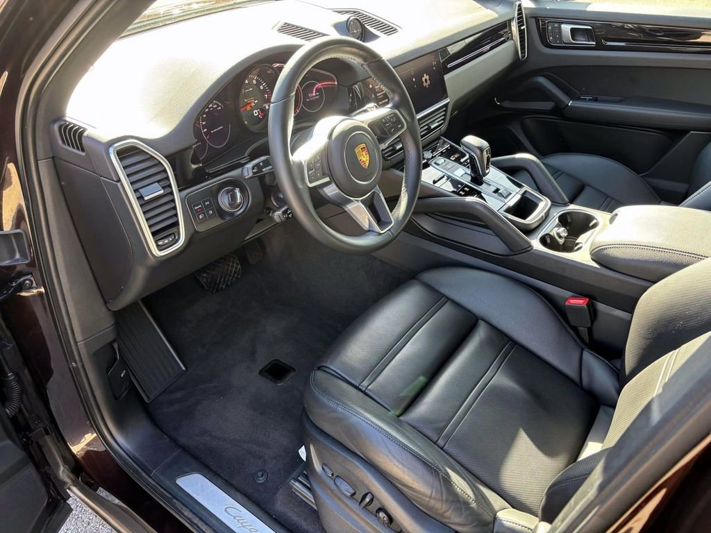 Certified 2022 Porsche Cayenne image 19