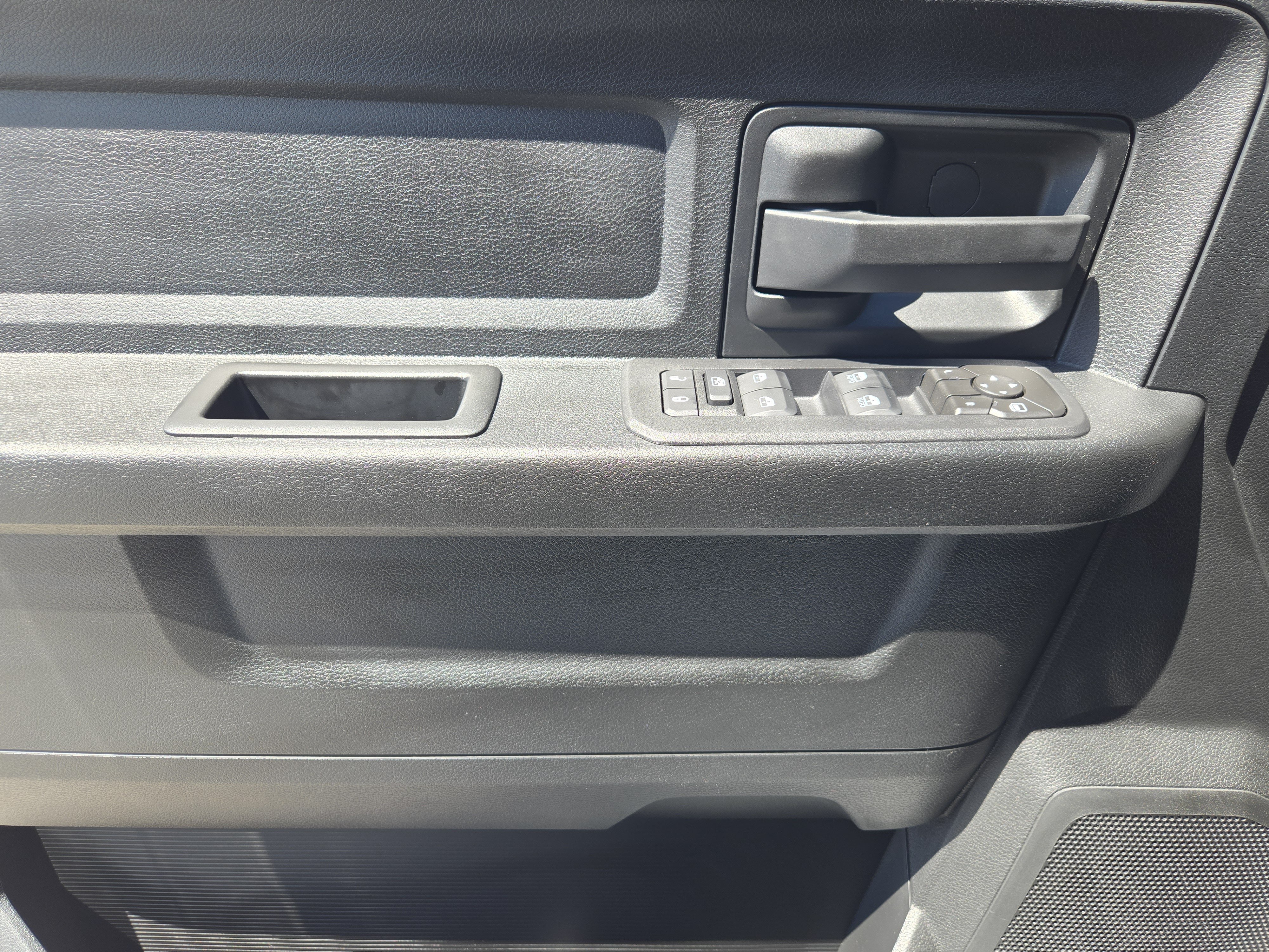 New 2026 RAM 3500 Tradesman AWD/4WD image 19