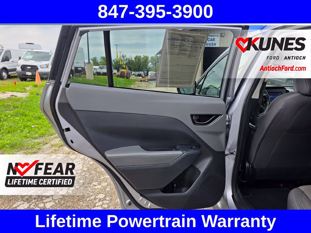 Used 2024 Subaru Crosstrek 2.0i AWD/4WD image 29