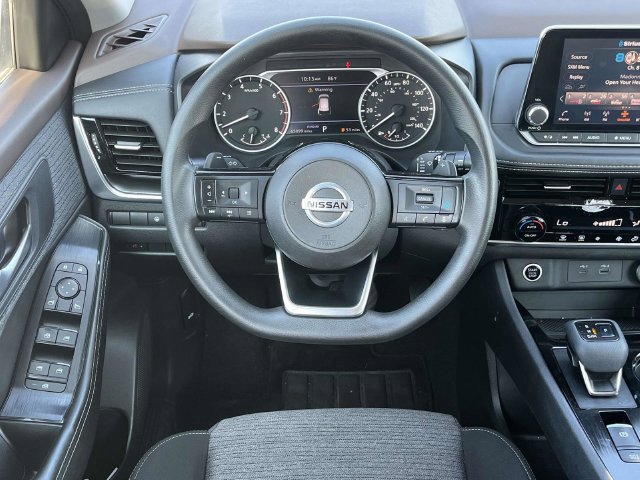 Used 2021 Nissan Rogue SV FWD image 17