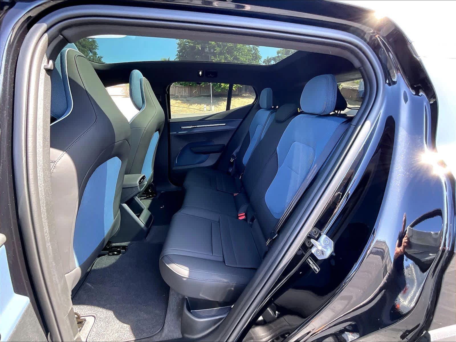 New 2026 Volvo EX30 Cross Country Ultra w/ Protection Package Premier AWD/4WD image 12