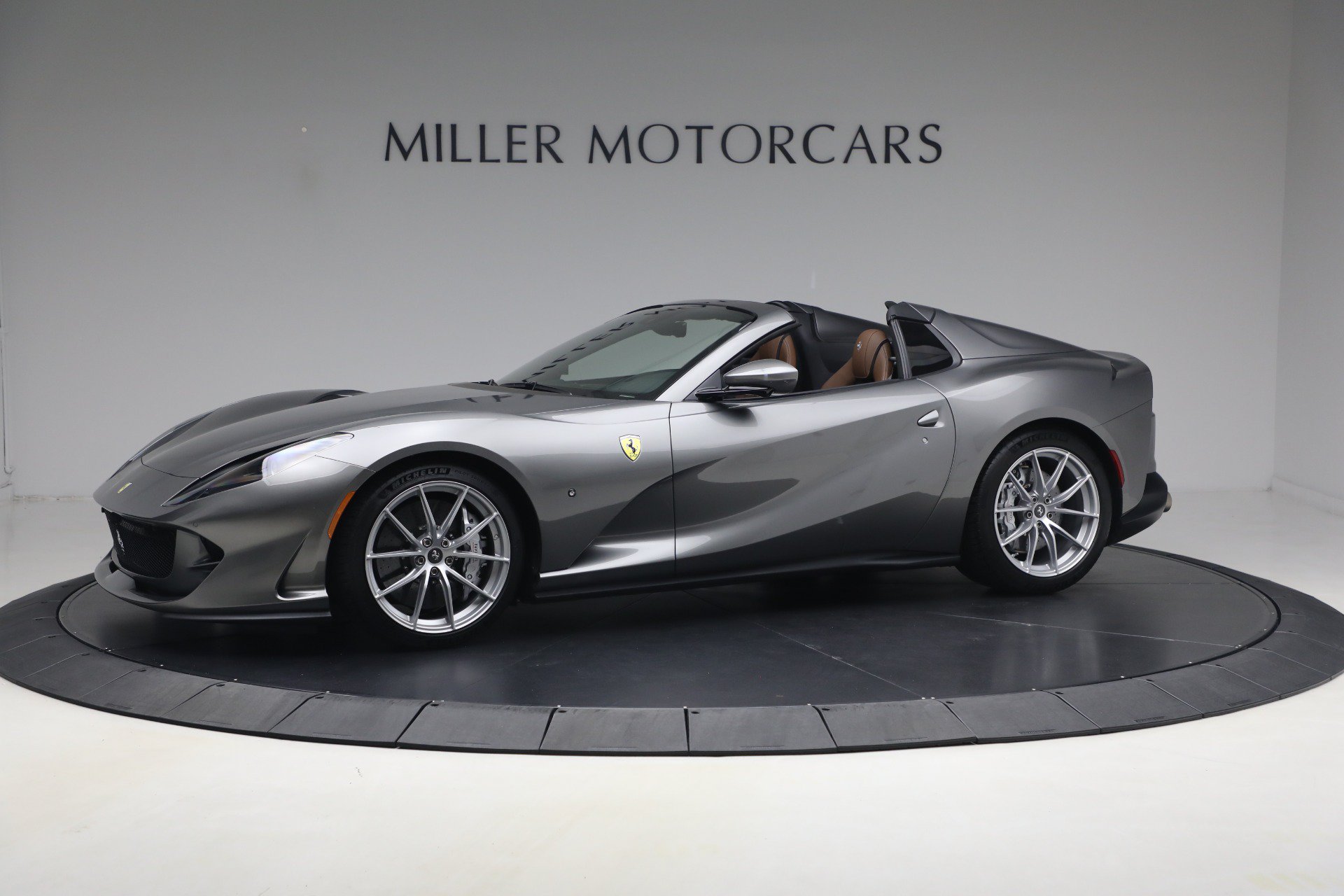 Certified 2021 Ferrari 812 GTS RWD image 2