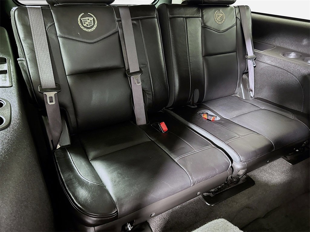 Used 2012 Cadillac Escalade ESV Platinum image 28