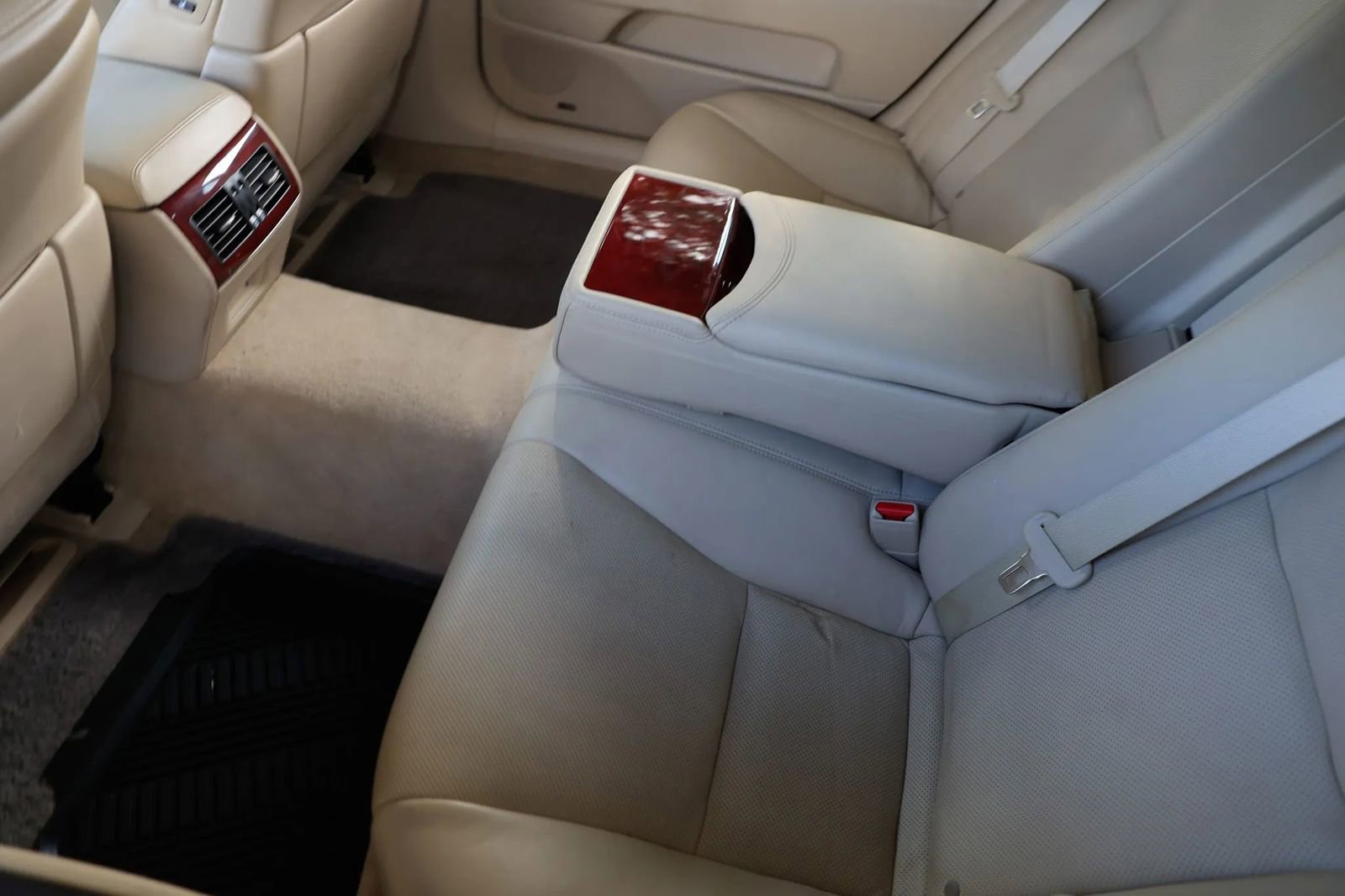 Used 2012 Lexus LS 460 L image 15