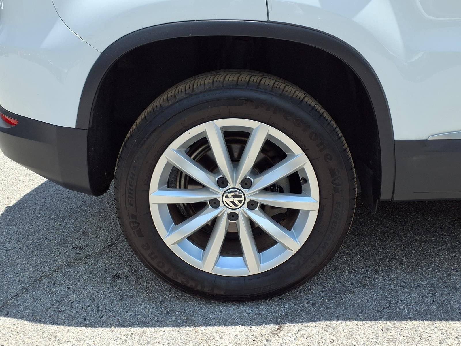 Used 2017 Volkswagen Tiguan Wolfsburg Edition FWD image 4
