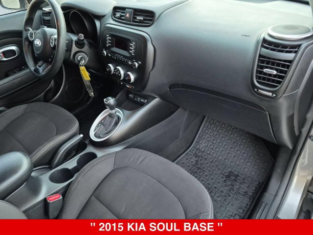 Used 2015 Kia Soul FWD image 35