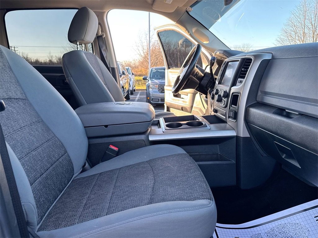 Used 2014 RAM 3500 SLT w/ Luxury Group image 21