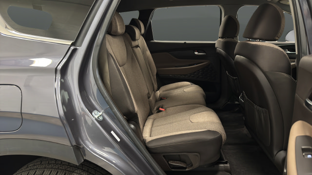 Used 2023 Hyundai Santa Fe SEL Convenience w/ Cargo Package AWD/4WD image 25