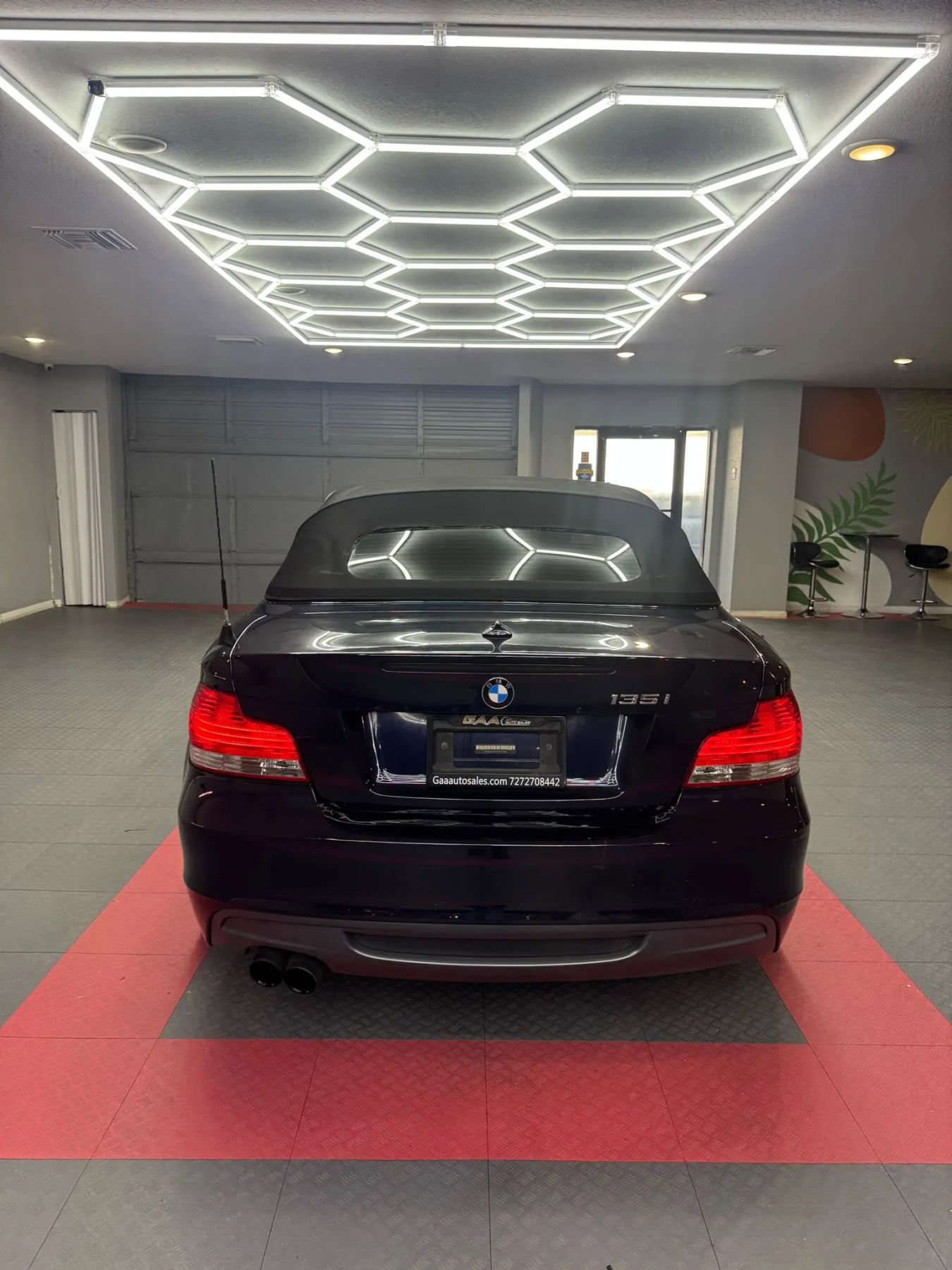 Used 2008 BMW 135i Convertible image 20