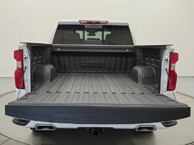 Used 2024 Chevrolet Silverado 1500 High Country w/ High Country Premium Package AWD/4WD image 30