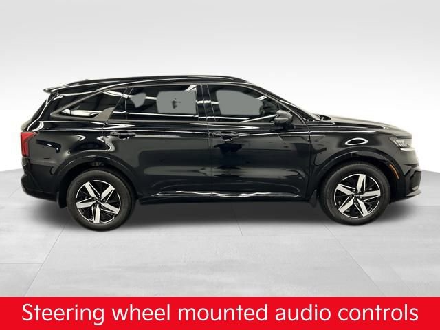 Used 2023 Kia Sorento S image 12