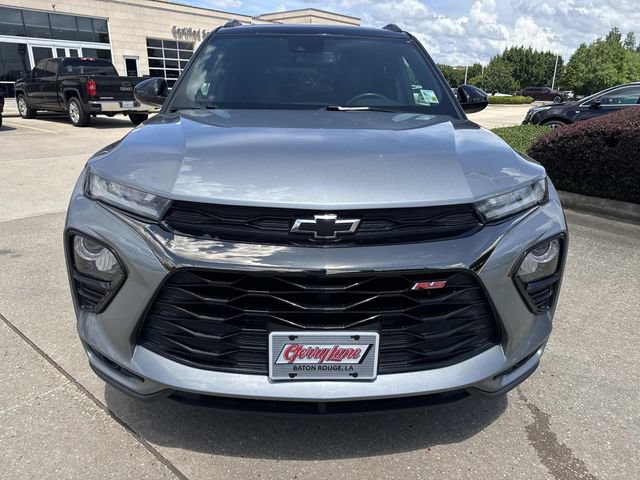 Used 2023 Chevrolet TrailBlazer RS w/ Sun and Liftgate Package FWD image 2