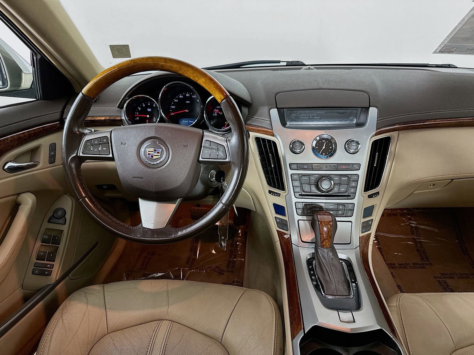 Used 2010 Cadillac CTS Luxury image 22