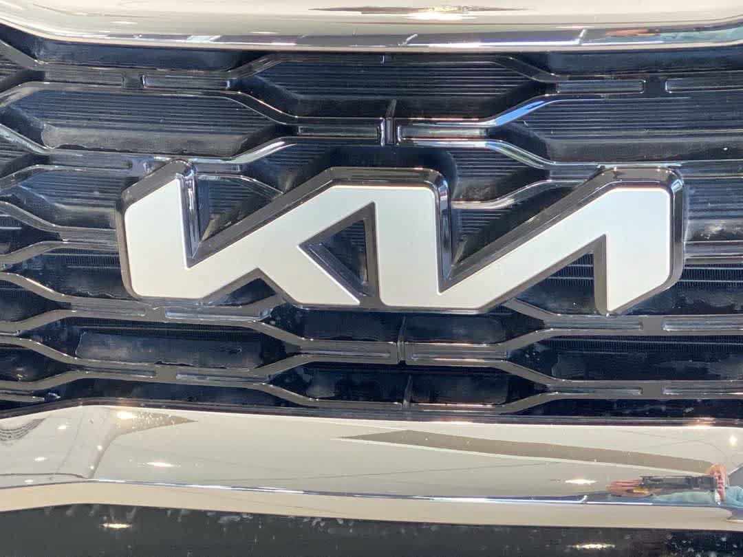 Used 2022 Kia Telluride LX AWD/4WD image 10