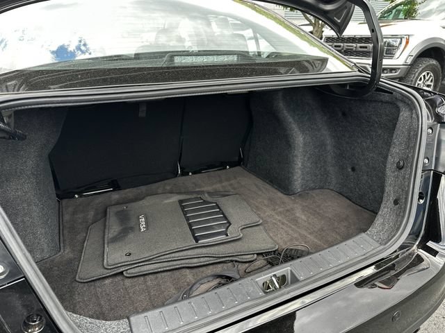 Used 2024 Nissan Versa SV w/ Trunk Package FWD image 39