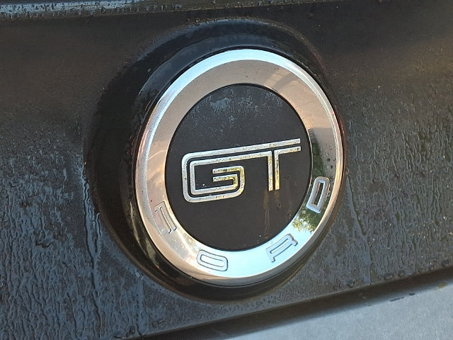 Used 2013 Ford Mustang GT Premium w/ Security Pkg RWD image 30