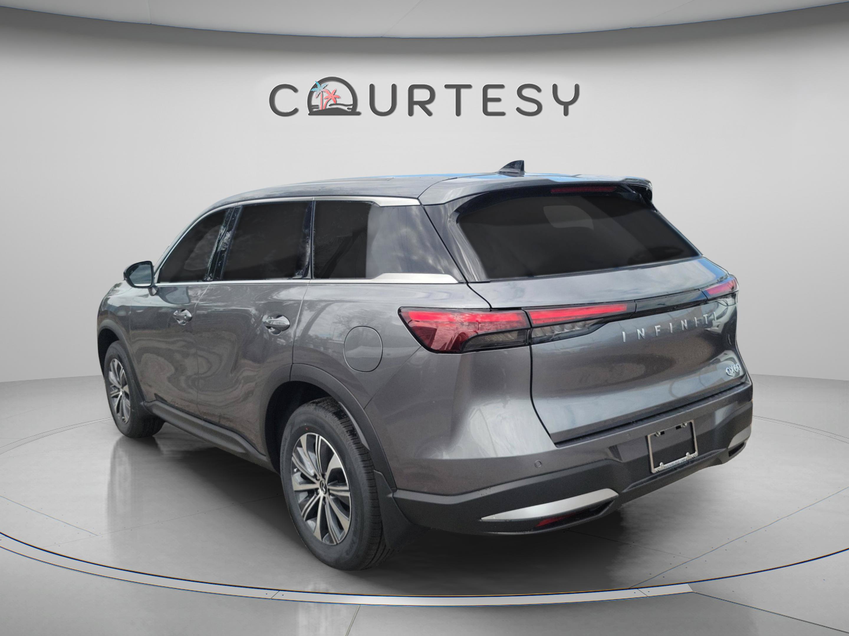 New 2026 INFINITI QX60 Pure w/ Family Package FWD image 2