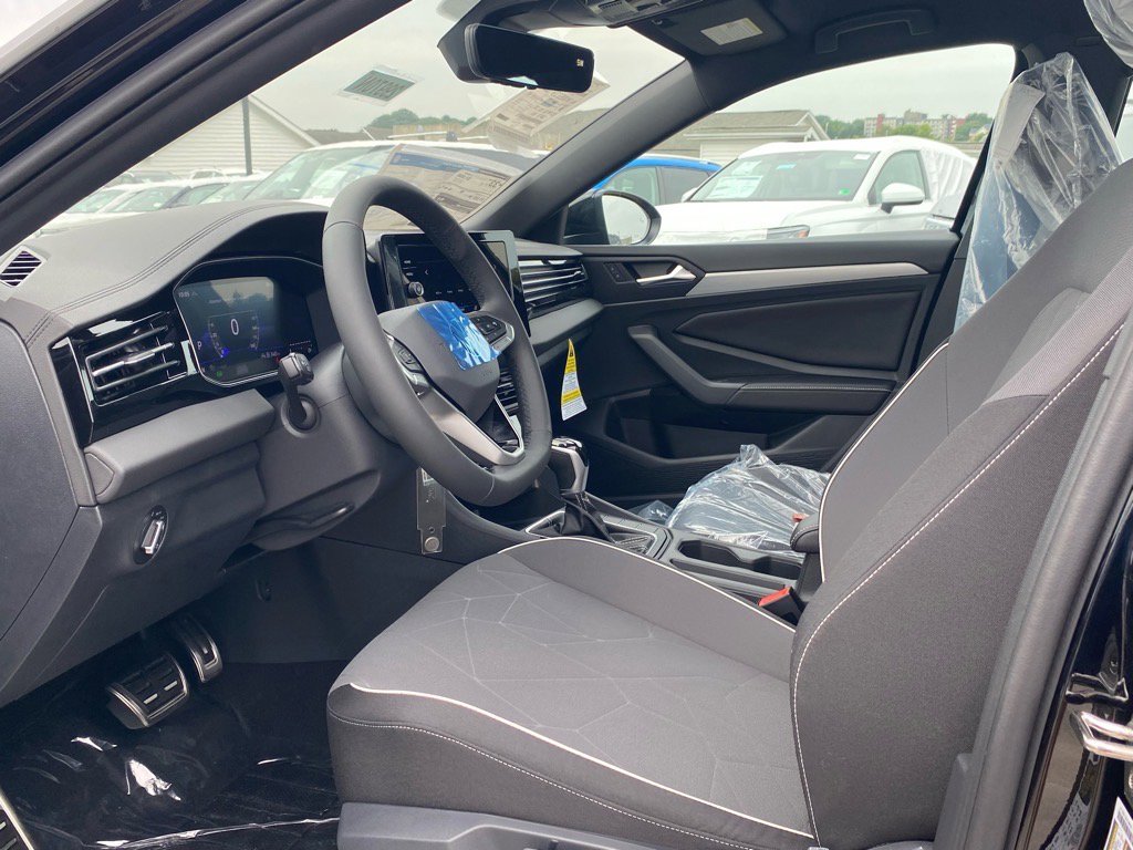 New 2026 Volkswagen Jetta Sport image 6