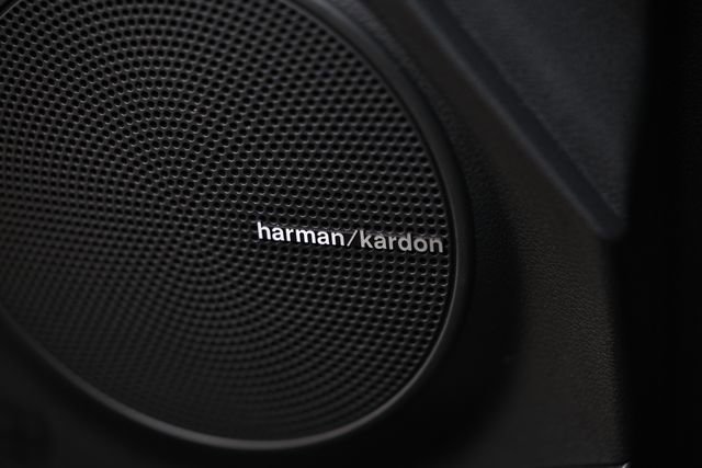 Used 2023 Hyundai Kona Limited image 18