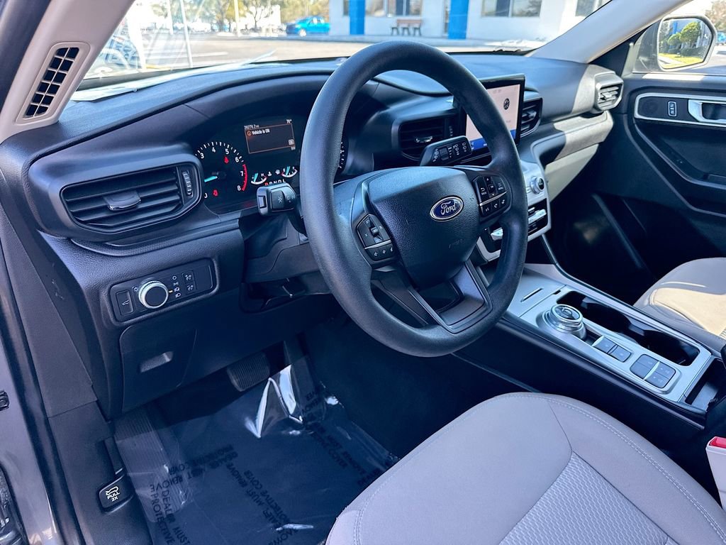 Used 2022 Ford Explorer 2WD image 10