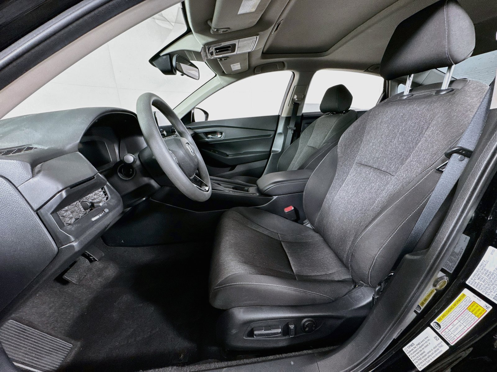 Certified 2023 Honda Accord EX image 11